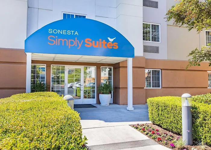 Sonesta Simply Suites Stafford